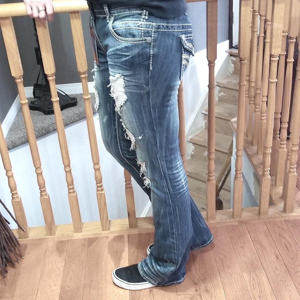 Almost Famous Distress NWT